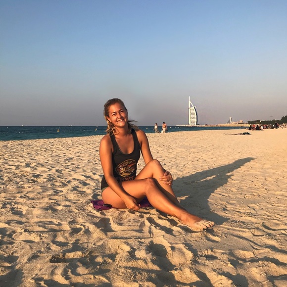 Meet your Posher, Jessie - Picture 6 of 6